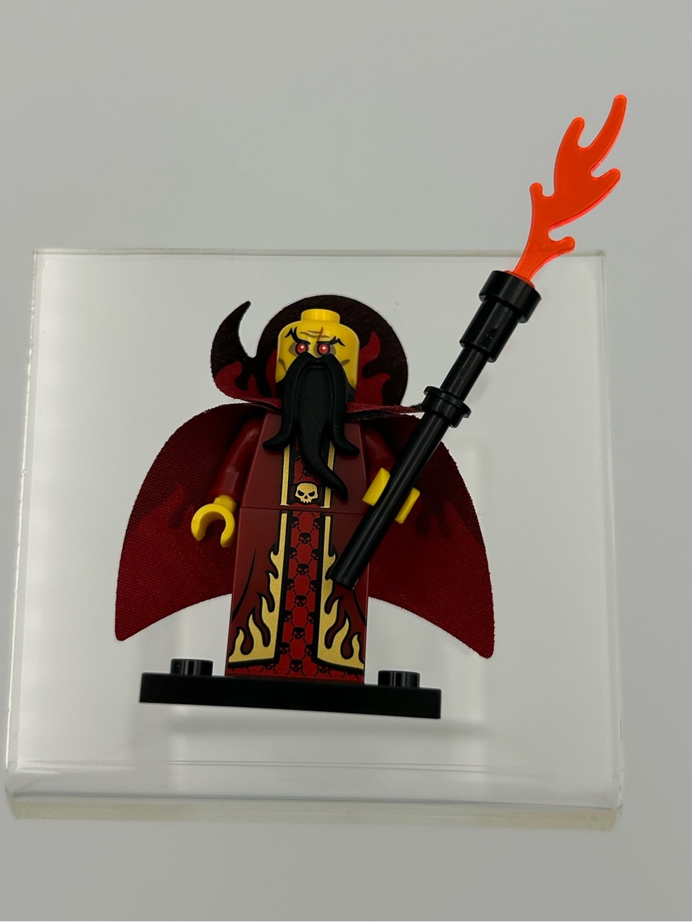 LEGO Evil Wizard Minifigure (71008) Series 13 Retired Collectible w. Wand & Cape